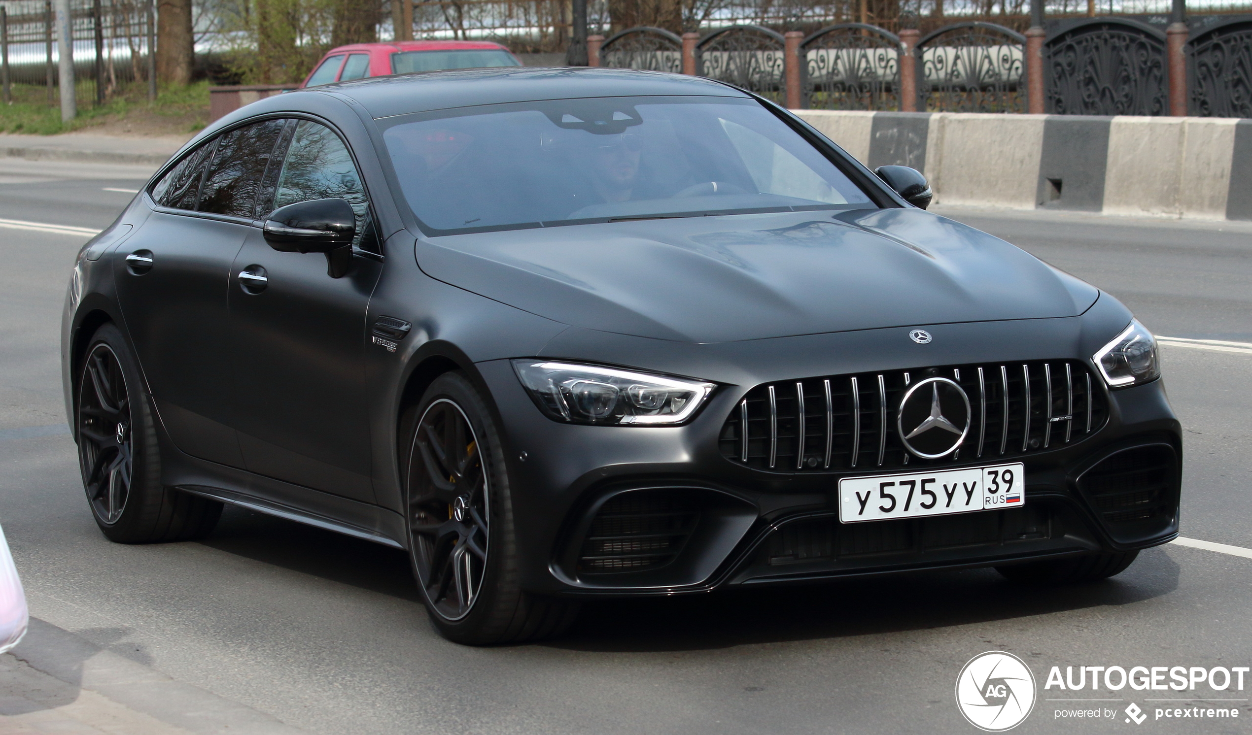 Mercedes-AMG GT 63 S X290