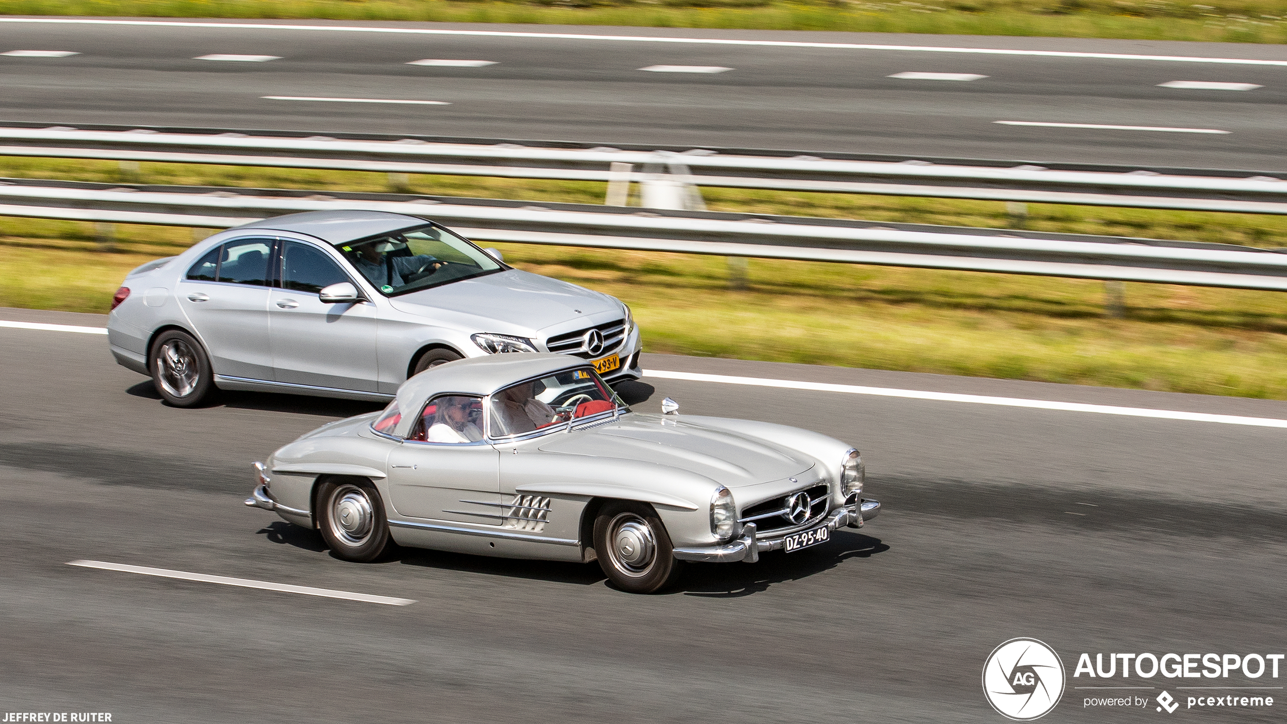 Mercedes-Benz 300SL Roadster