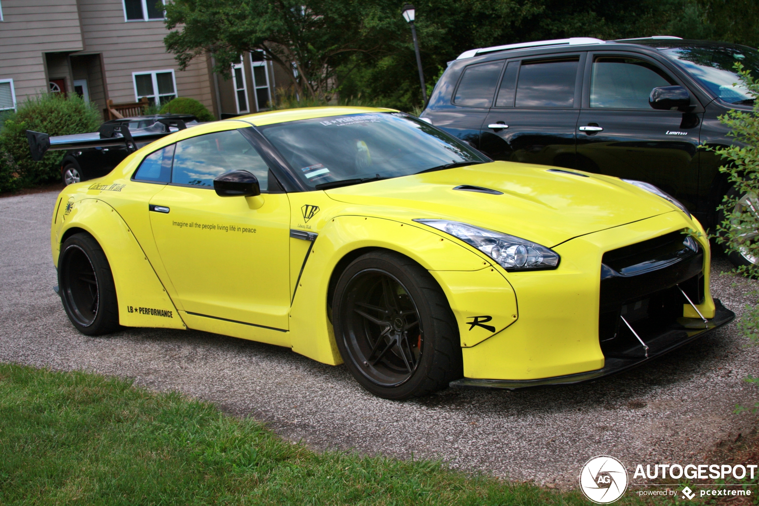 Nissan GT-R 2011 Liberty Walk Widebody