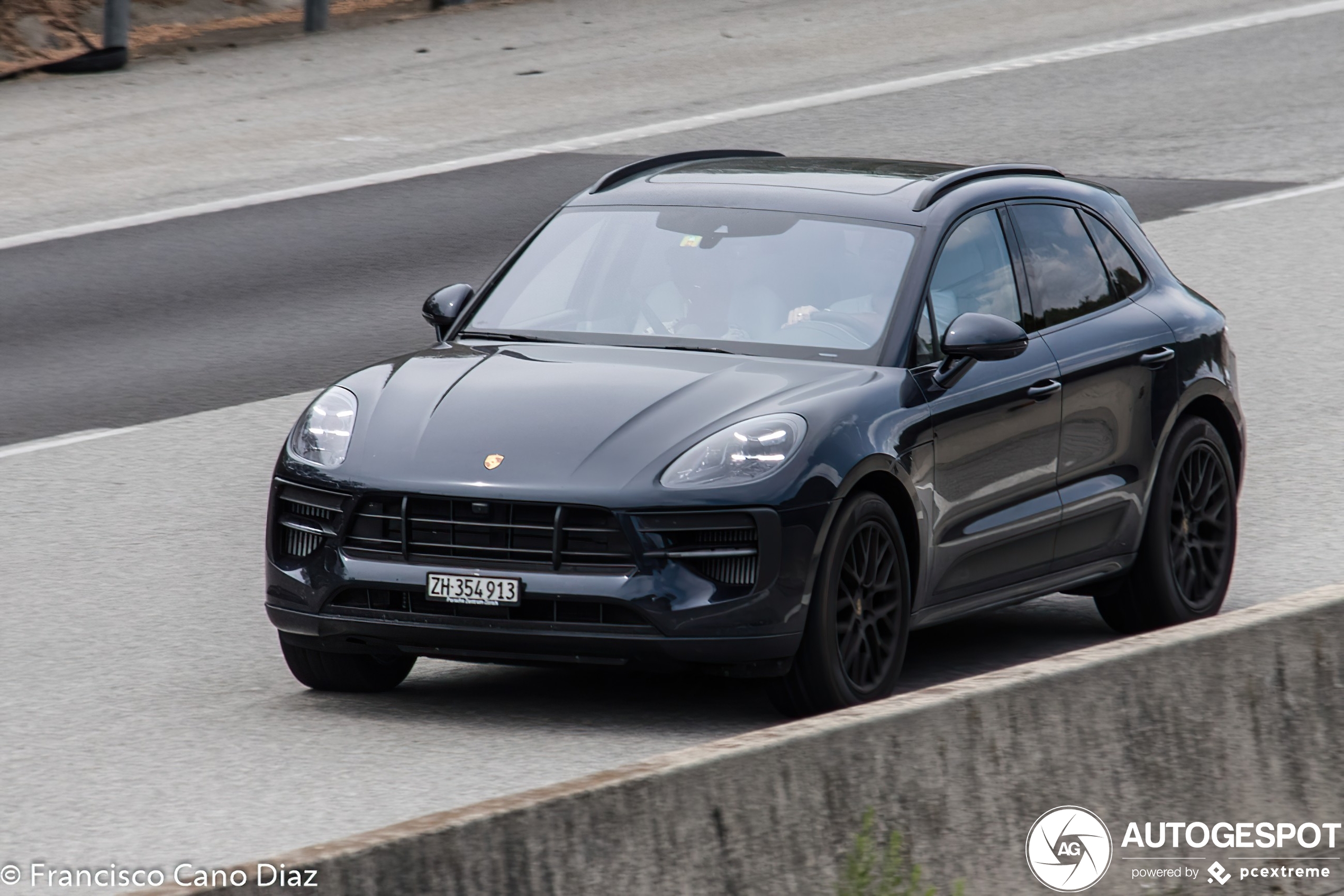 Porsche 95B Macan GTS MkII