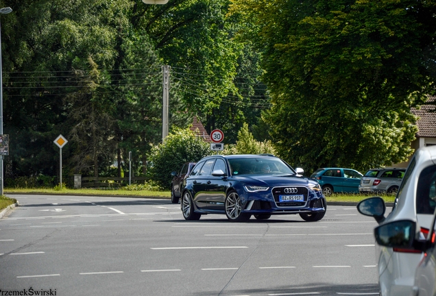 Audi RS6 Avant C7