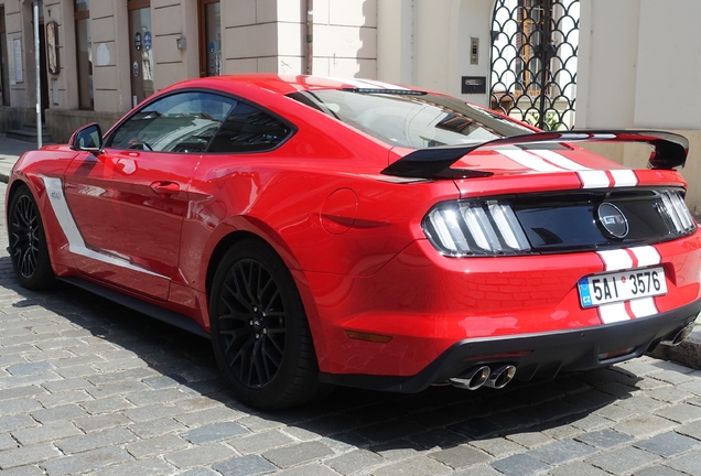 Ford Mustang GT 2015