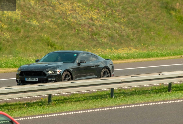 Ford mustang gt 2015