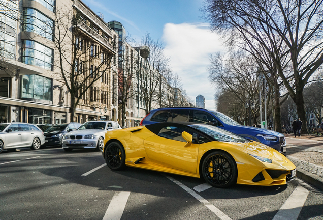 Lamborghini Huracán LP640-4 EVO Spyder