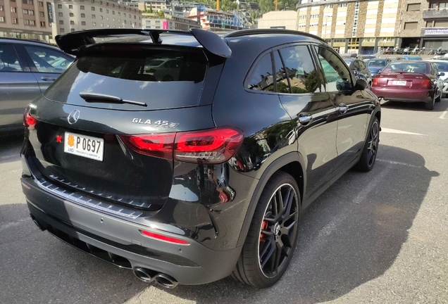 Mercedes-AMG GLA 45 S 4MATIC+ H247