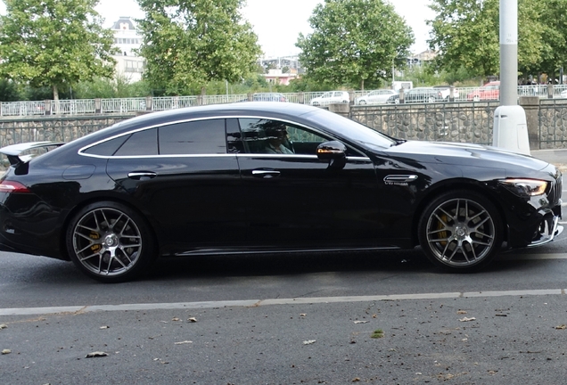 Mercedes-AMG GT 63 S X290