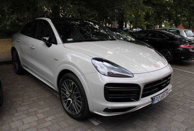 Porsche Cayenne Coupé Turbo S E-Hybrid