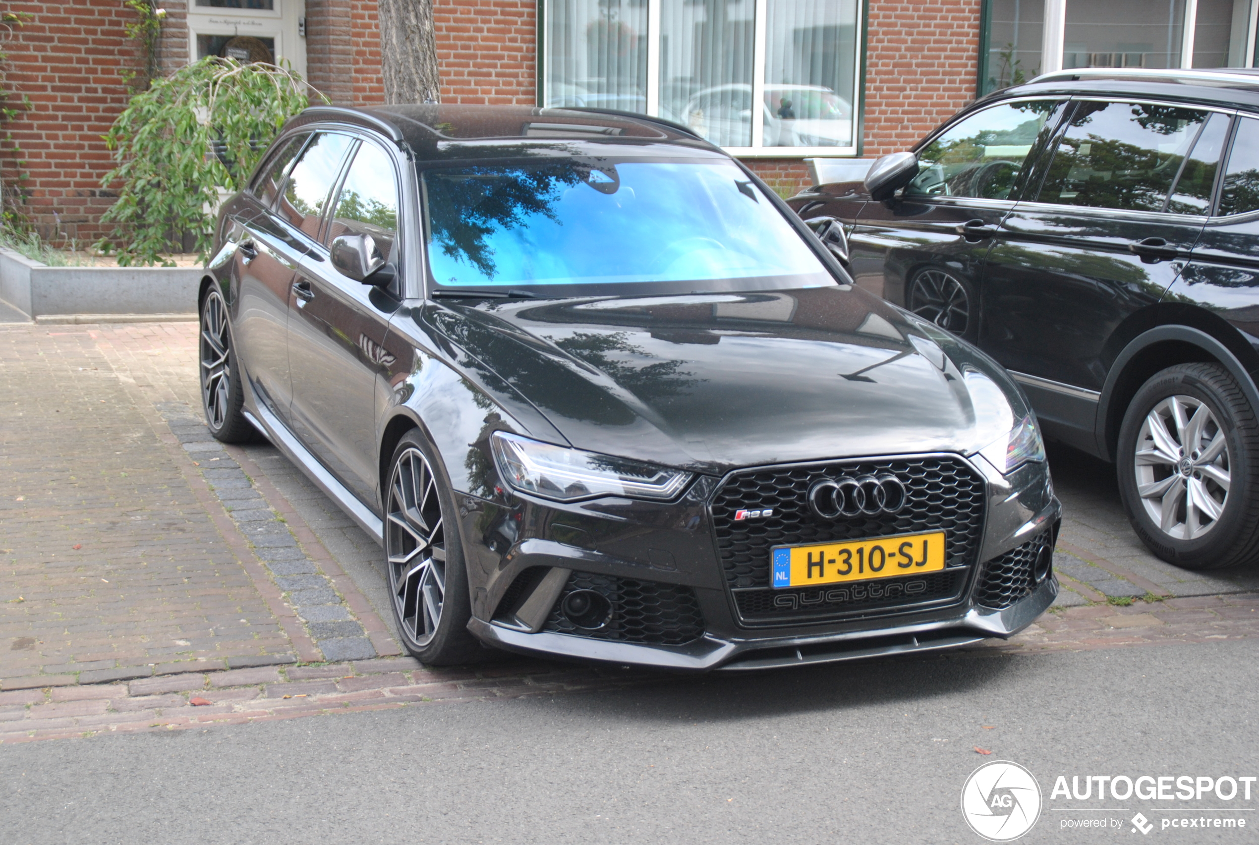 Audi RS6 Avant C7 2015