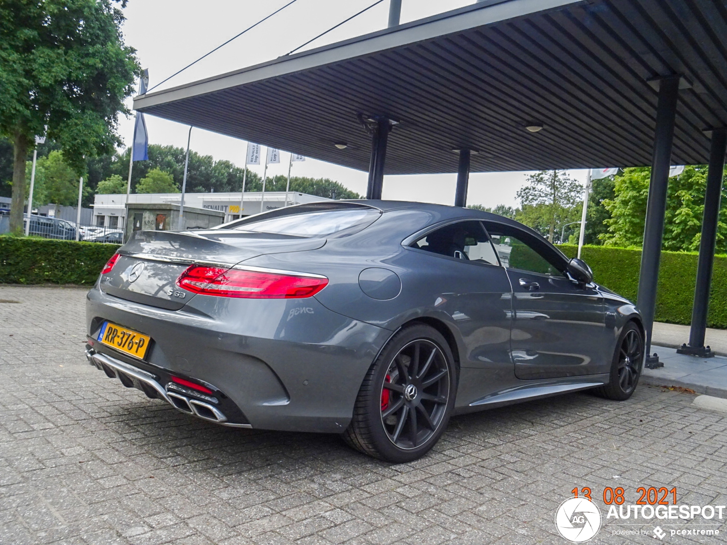 Mercedes-AMG S 63 Coupé C217