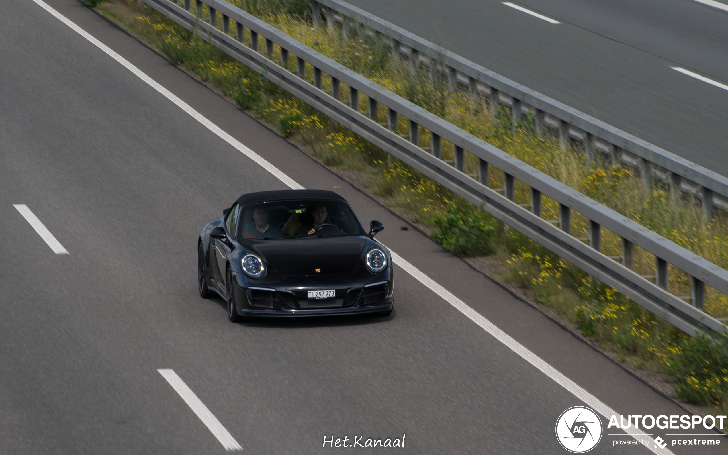 Porsche 991 Carrera 4 GTS Cabriolet MkII