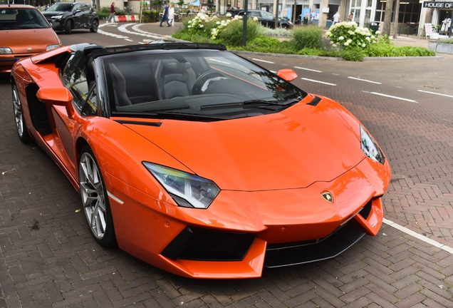 Lamborghini Aventador LP700-4 Roadster