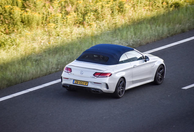 Mercedes-AMG C 63 Convertible A205 Ocean Blue Edition