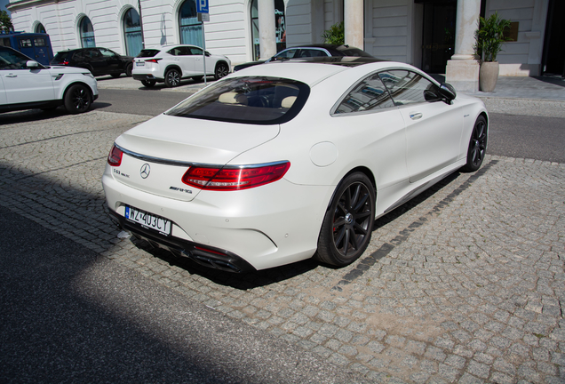 Mercedes-AMG S 63 Coupé C217