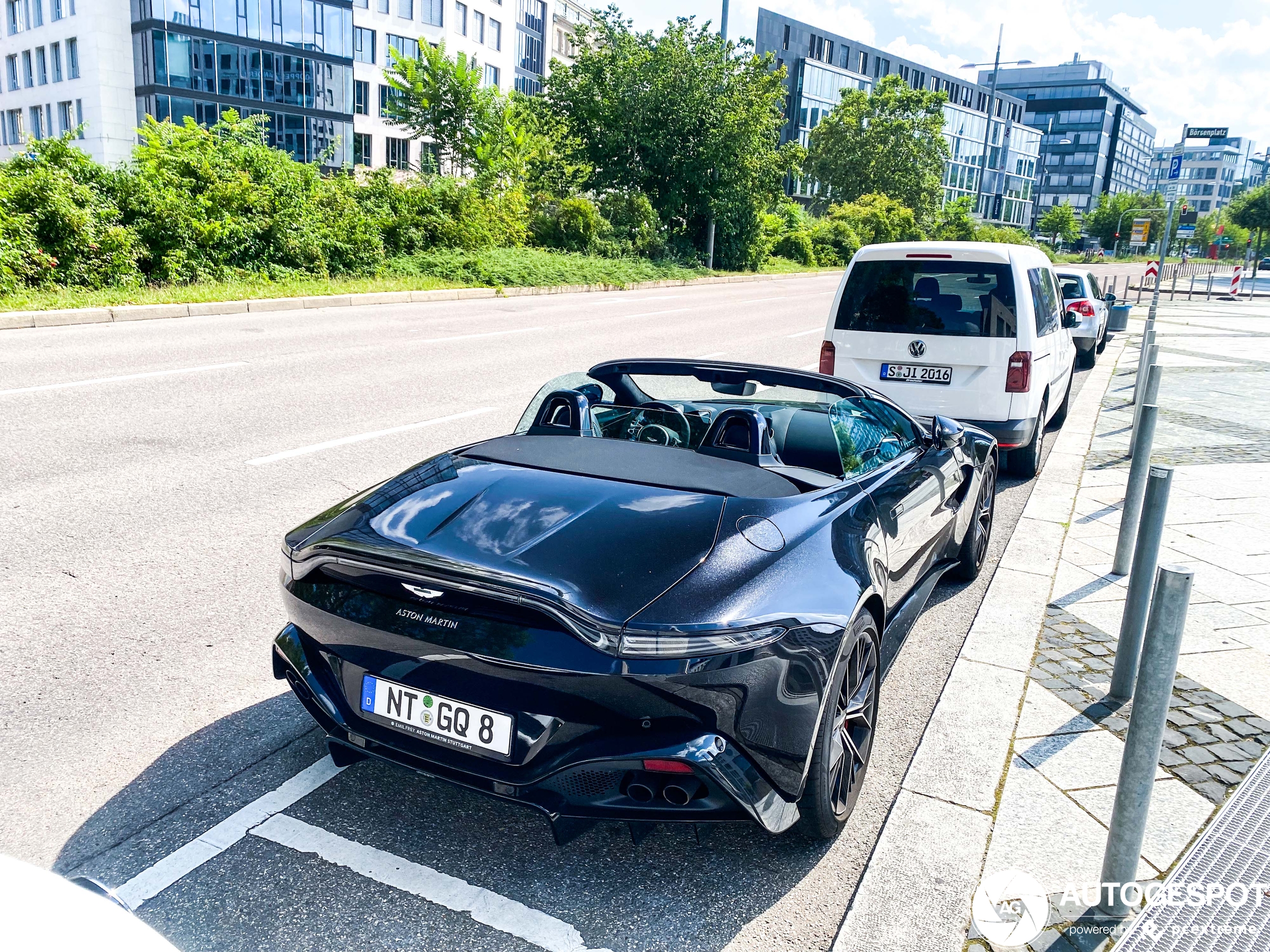 Aston Martin V8 Vantage Roadster 2020