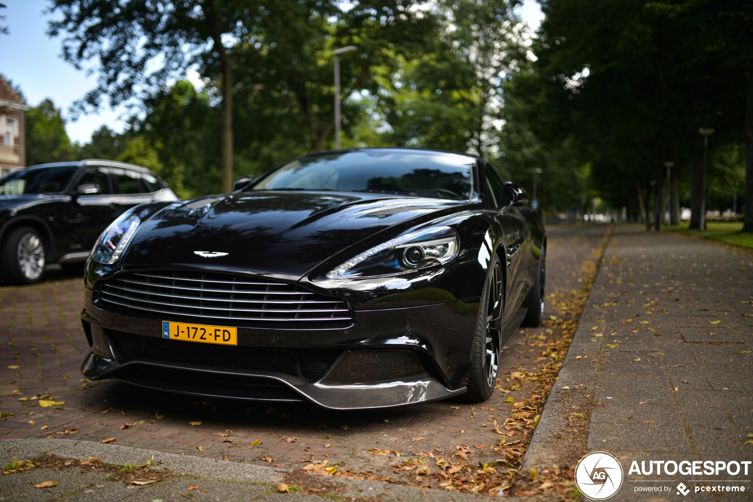 Aston Martin Vanquish Volante