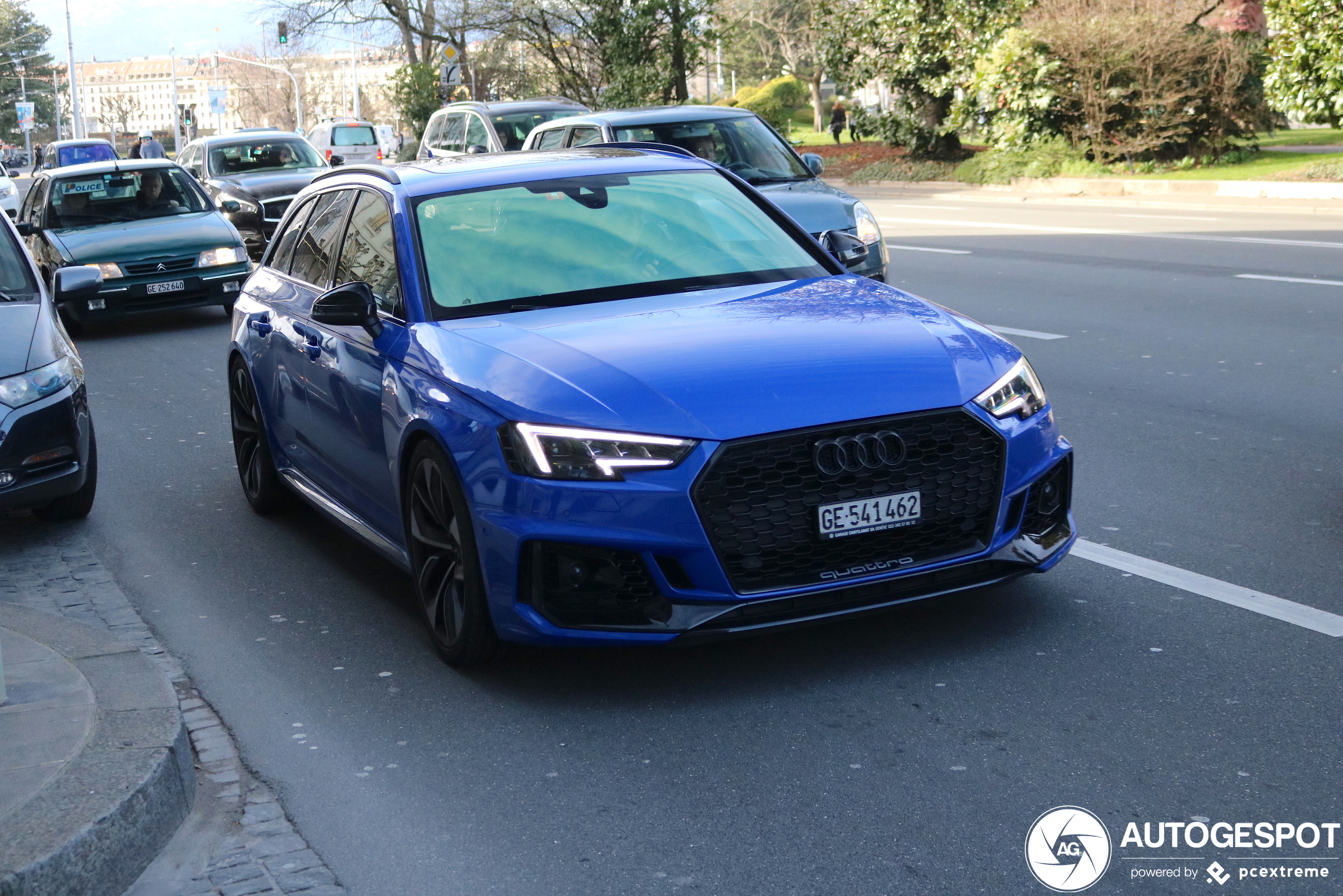 Audi RS4 Avant B9