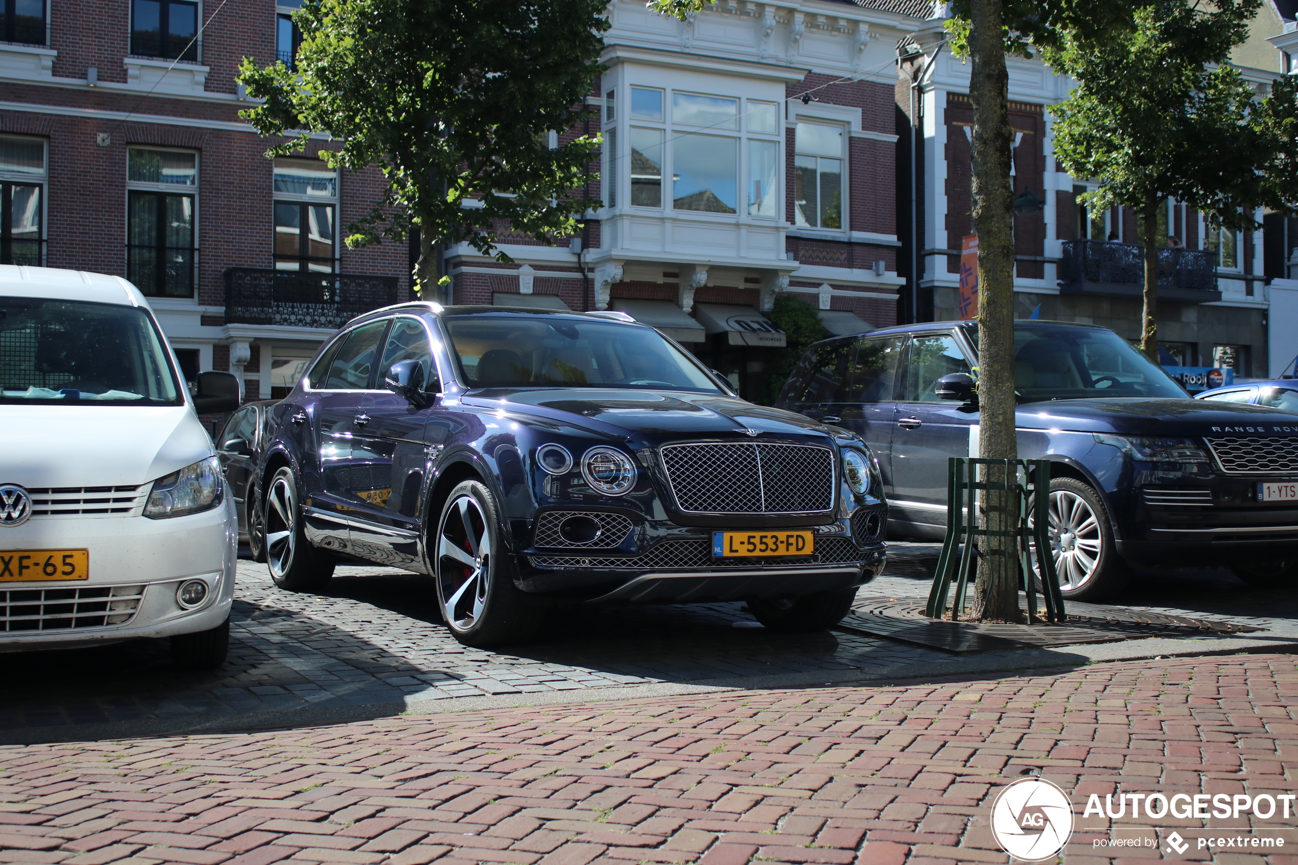 Bentley Bentayga Hybrid