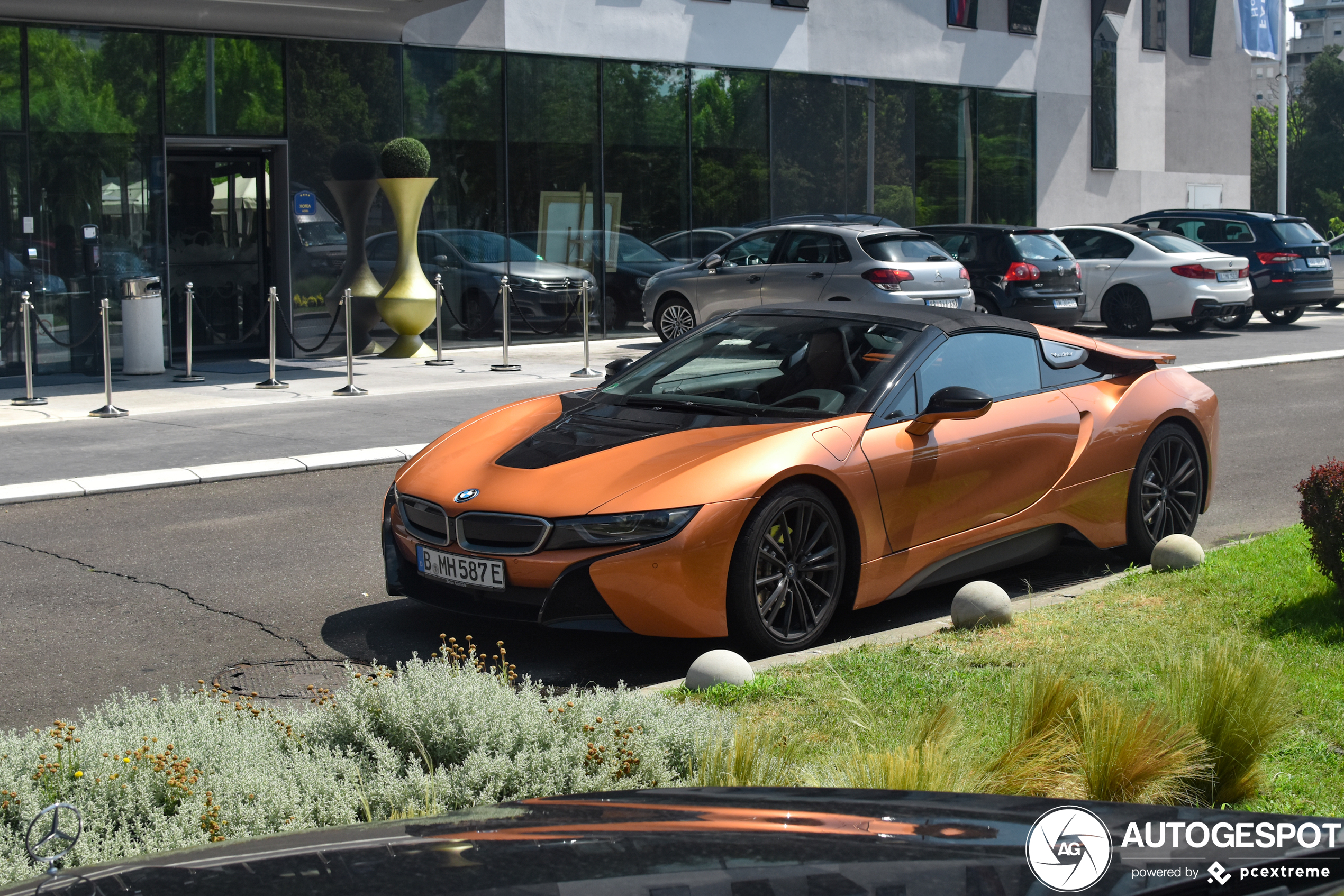 BMW i8 Roadster