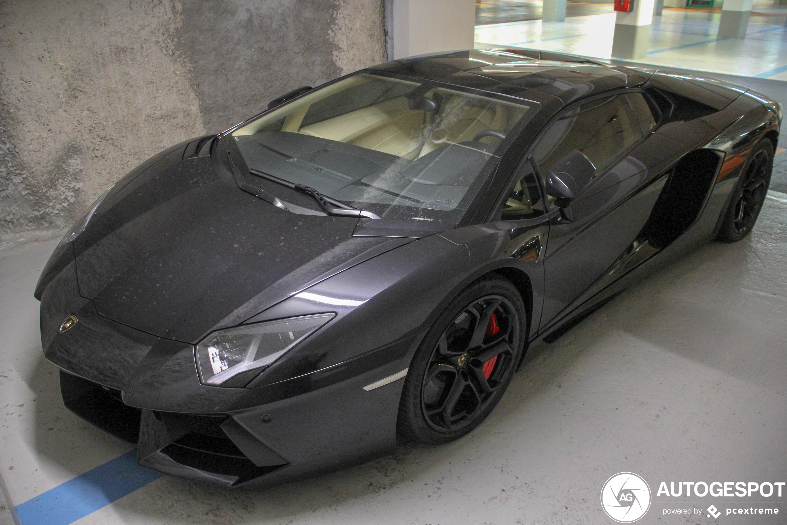 Lamborghini Aventador LP700-4 Roadster