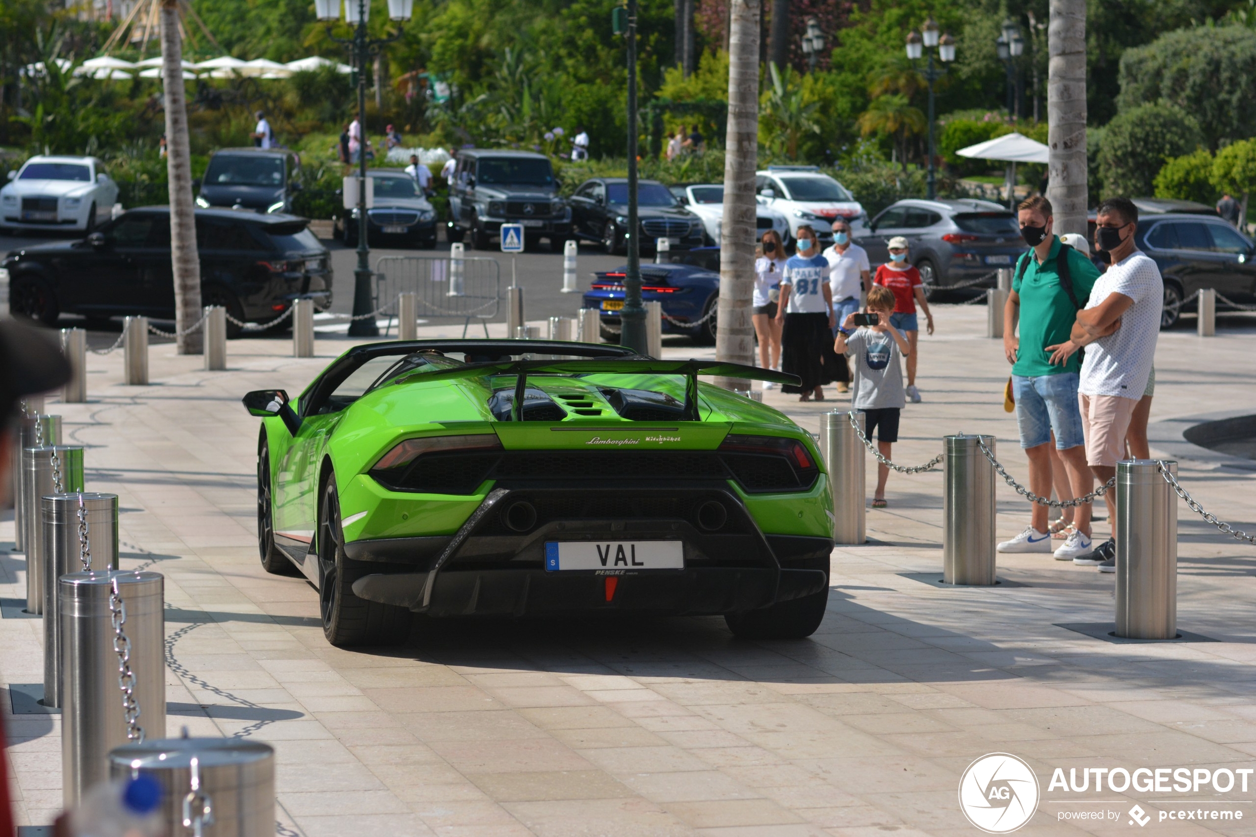 Lamborghini Huracán LP640-4 Performante Spyder