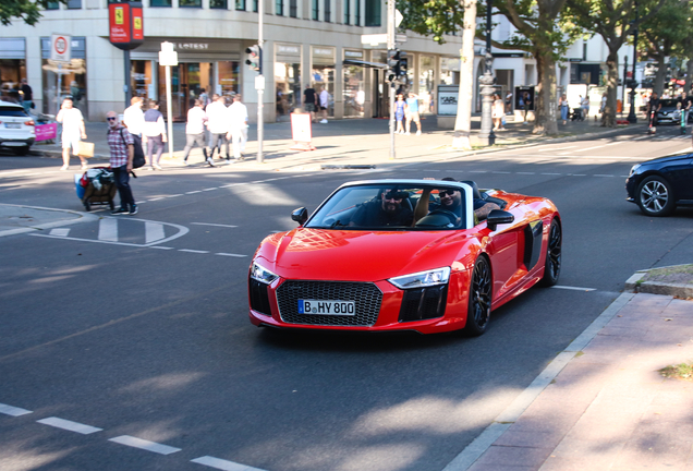 Audi R8 V10 Spyder 2016