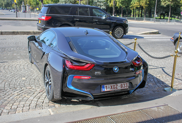 BMW i8