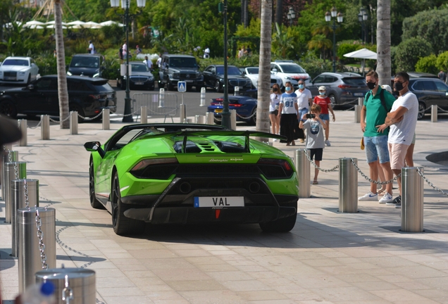 Lamborghini Huracán LP640-4 Performante Spyder