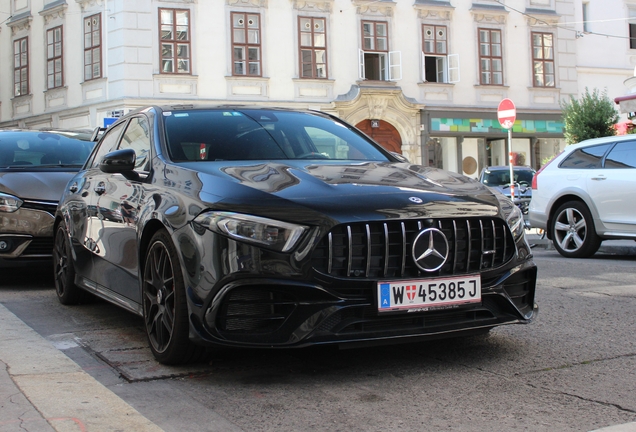 Mercedes-AMG A 45 S W177