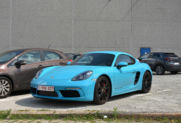 Porsche 718 Cayman S