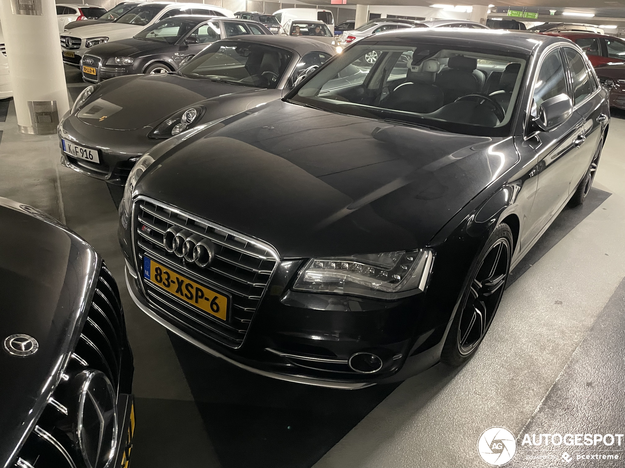 Audi S8 D4