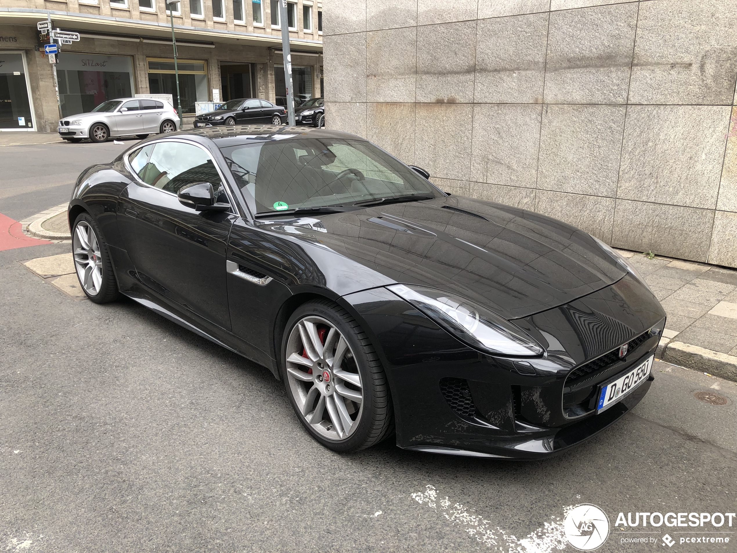 Jaguar F-TYPE R Coupé