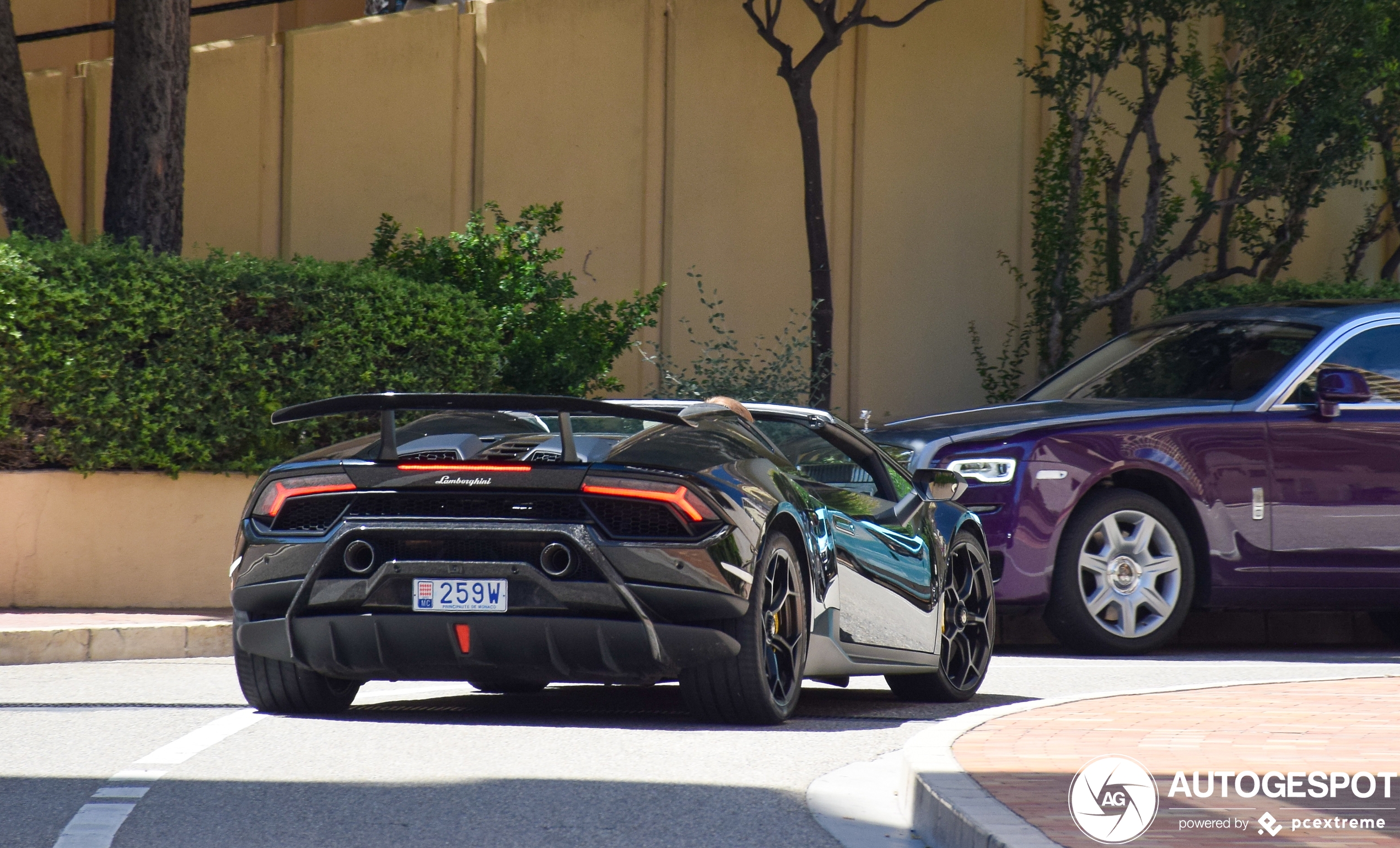 Lamborghini Huracán LP640-4 Performante Spyder