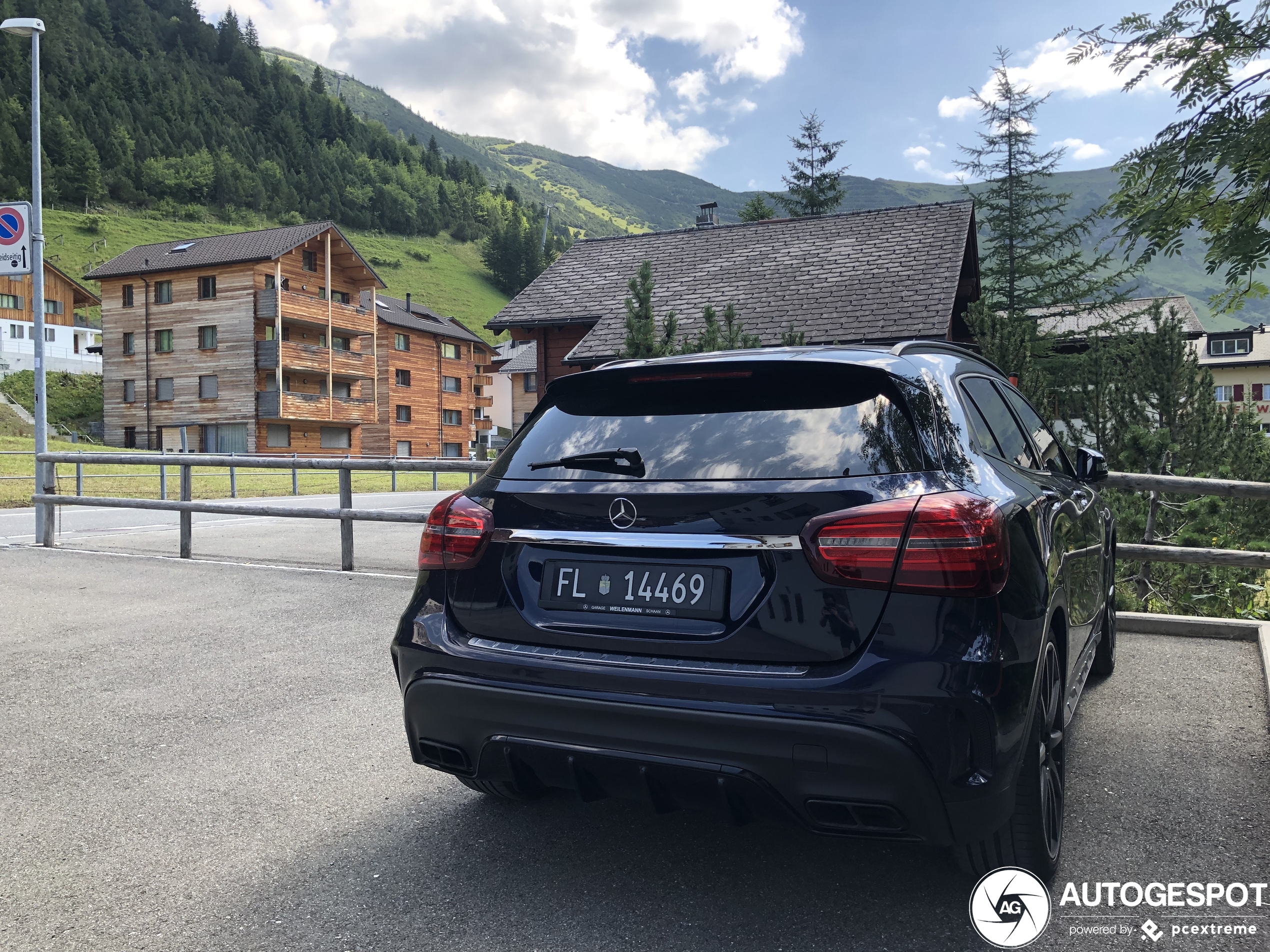 Mercedes-AMG GLA 45 X156 2017