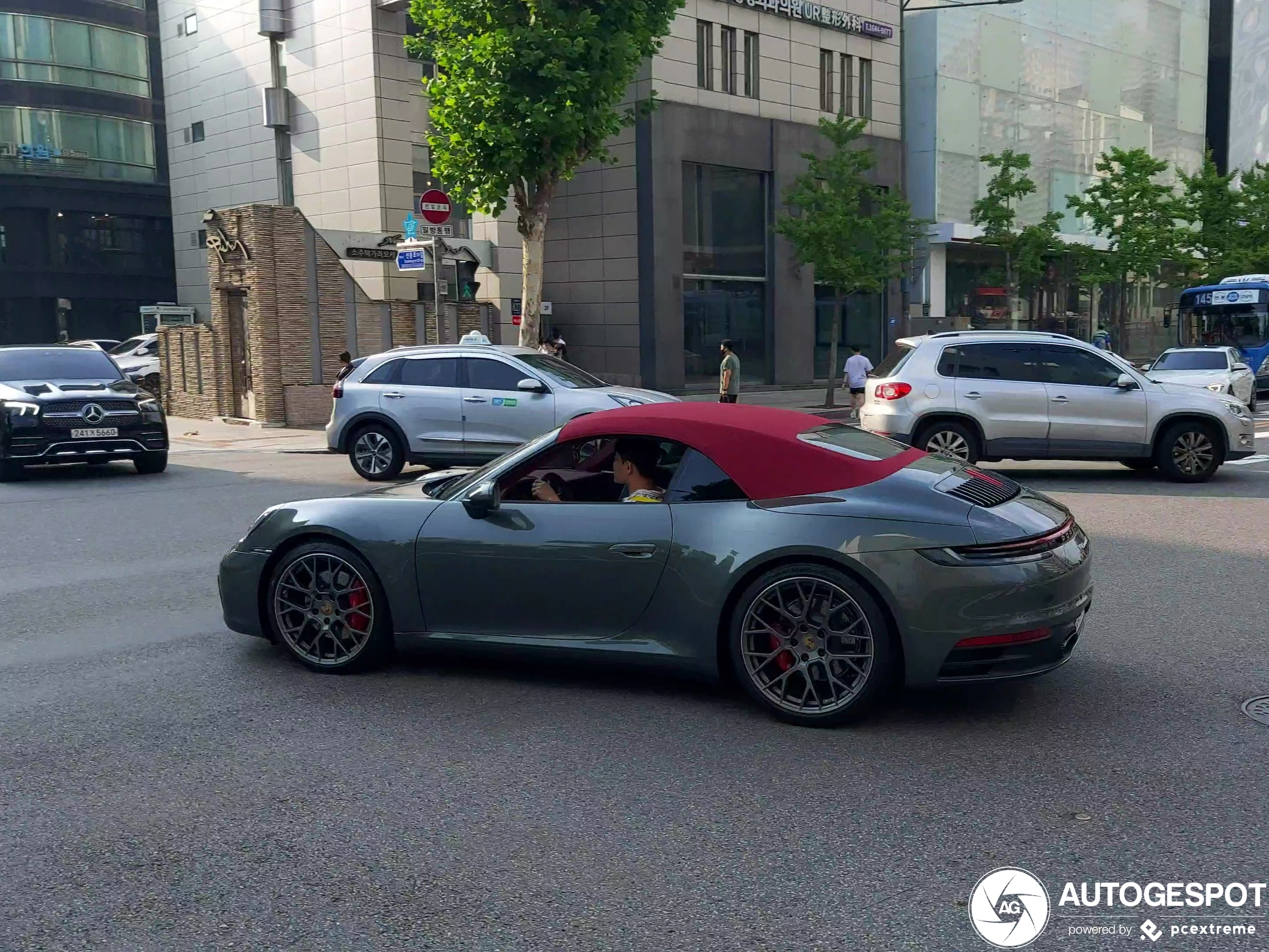 Porsche 992 Carrera S Cabriolet