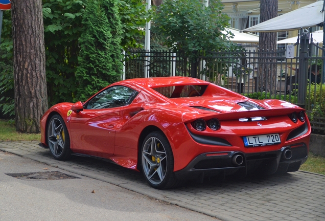 Ferrari F8 Spider