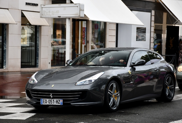 Ferrari GTC4Lusso