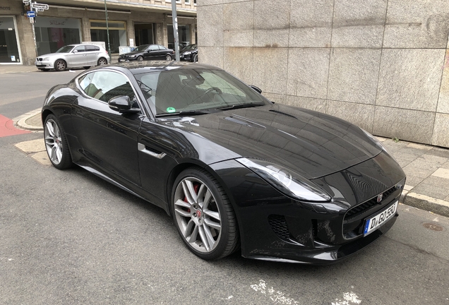 Jaguar F-TYPE R Coupé