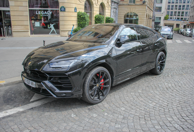 Lamborghini Urus