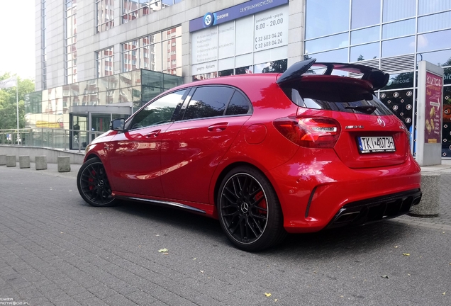 Mercedes-AMG A 45 W176 2015