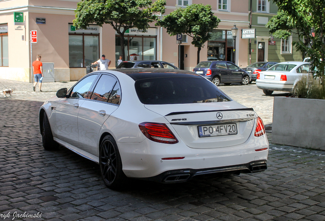 Mercedes-AMG E 63 S W213