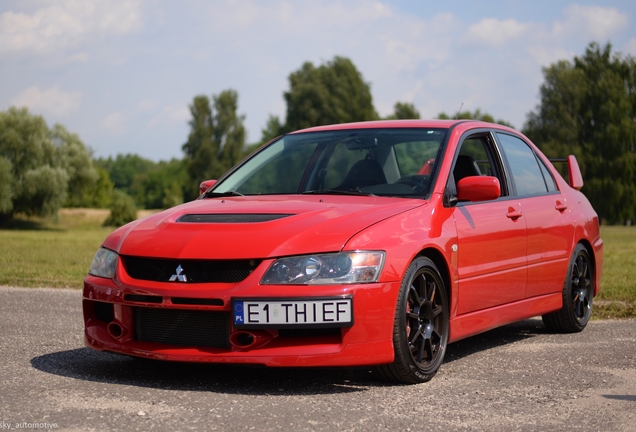 Mitsubishi Lancer Evolution IX MR