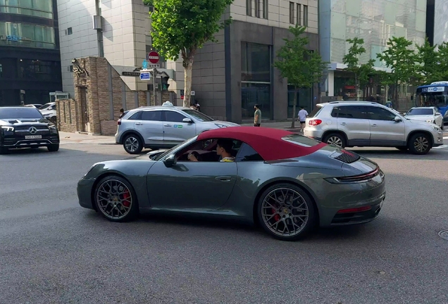 Porsche 992 Carrera S Cabriolet