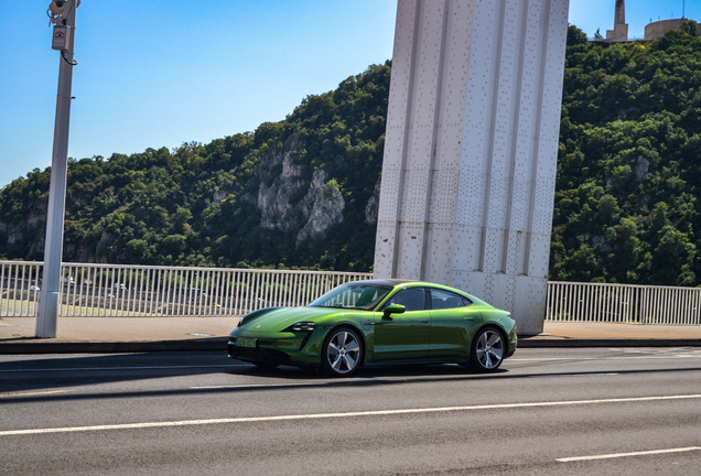 Porsche Taycan Turbo S