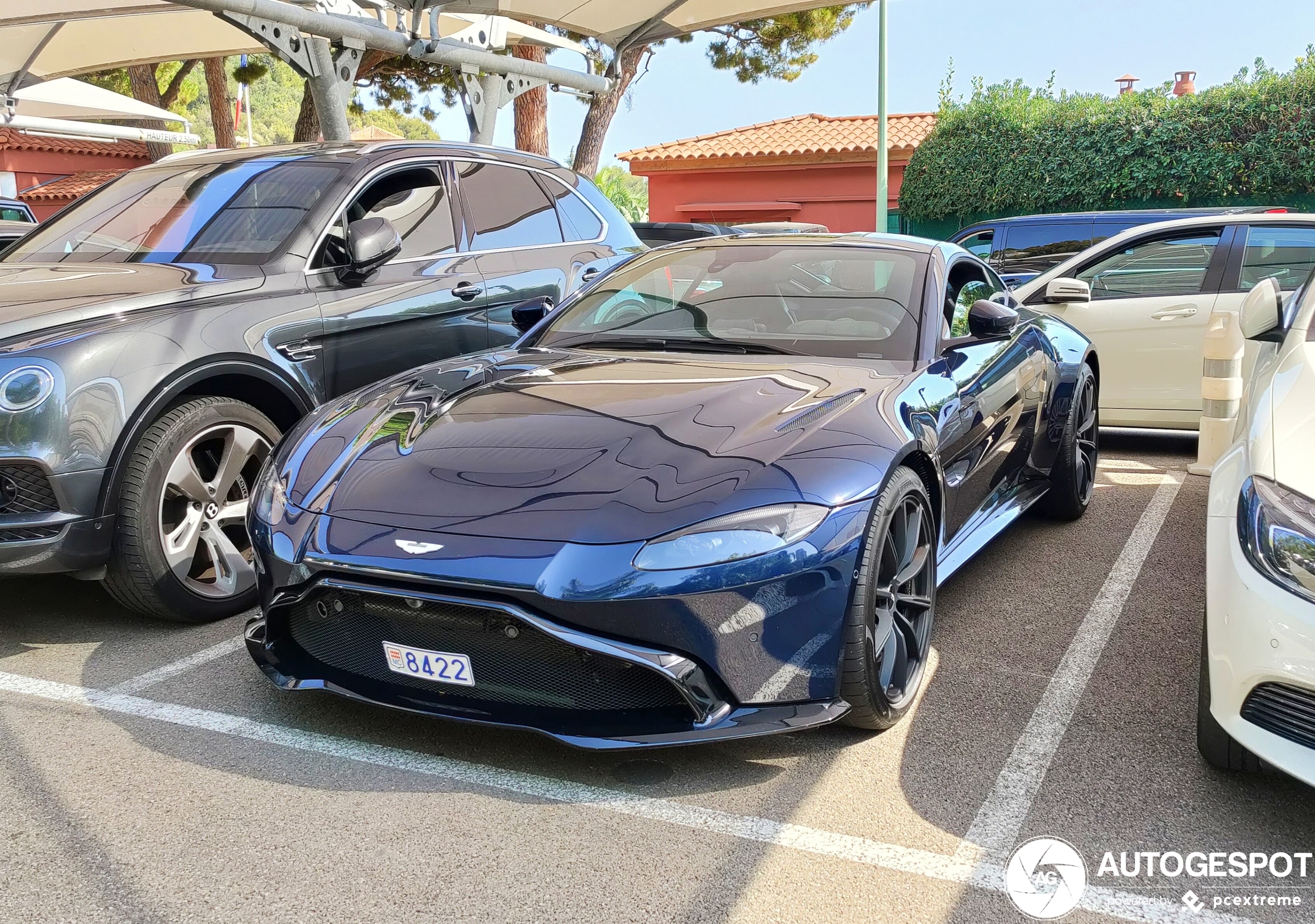 Aston Martin V8 Vantage 2018