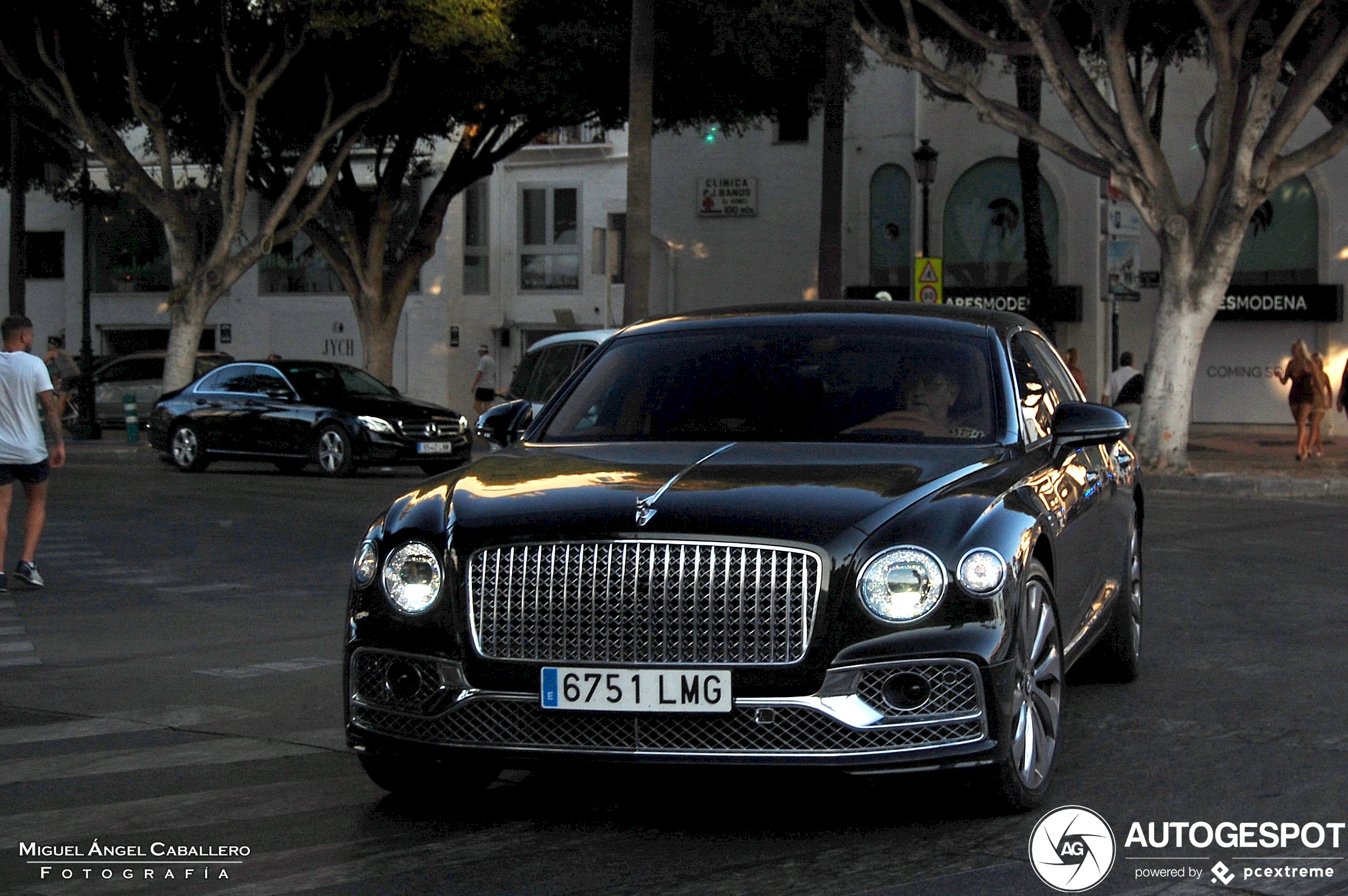 Bentley Flying Spur V8 2021