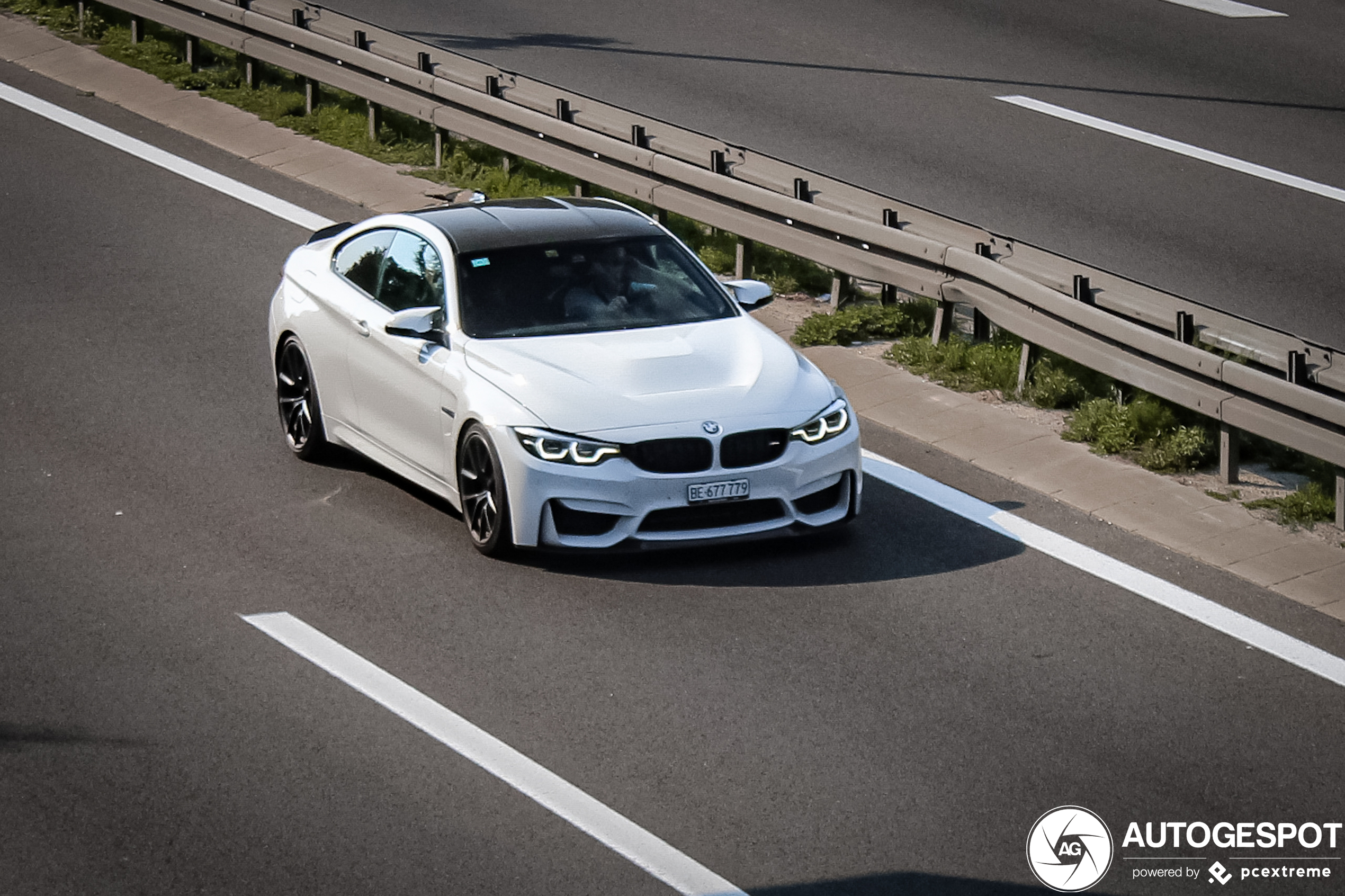 BMW M4 F82 CS