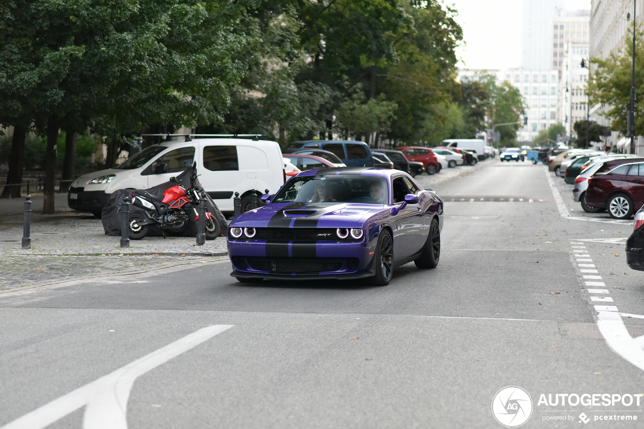 Dodge Challenger SRT Hellcat