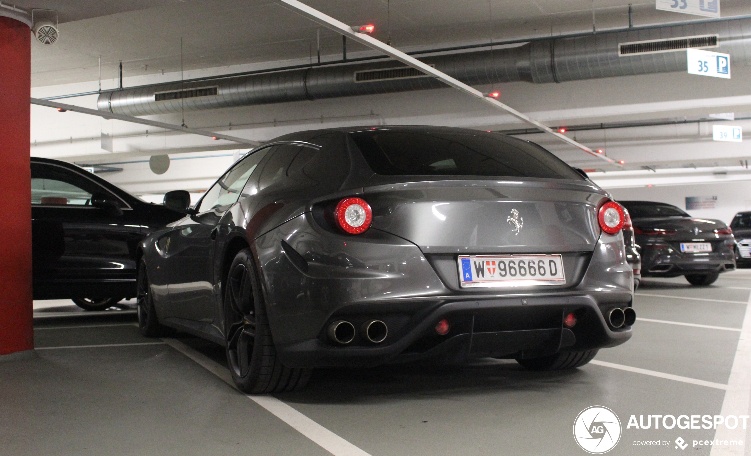 Ferrari FF