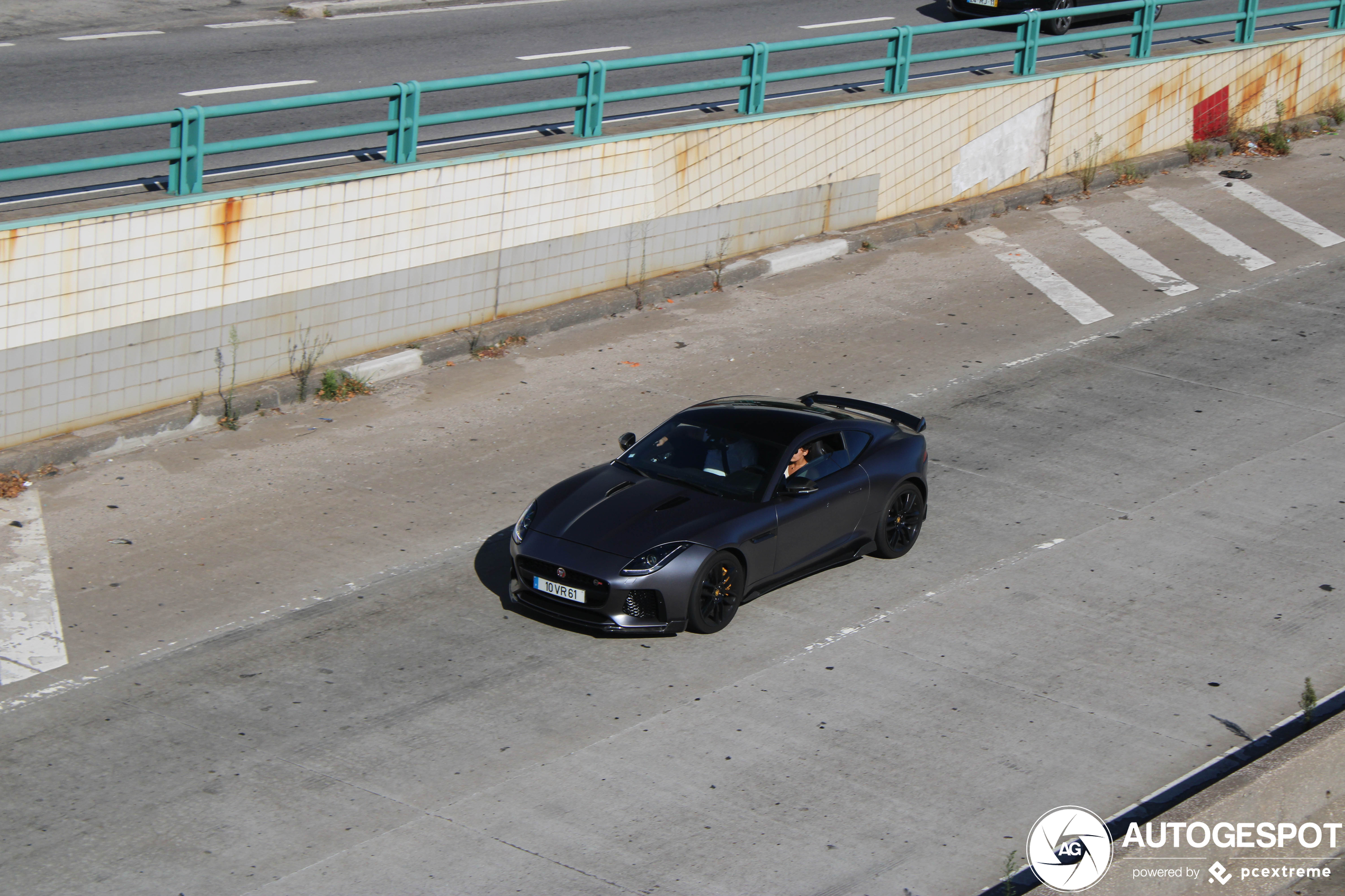 Jaguar F-TYPE R Coupé