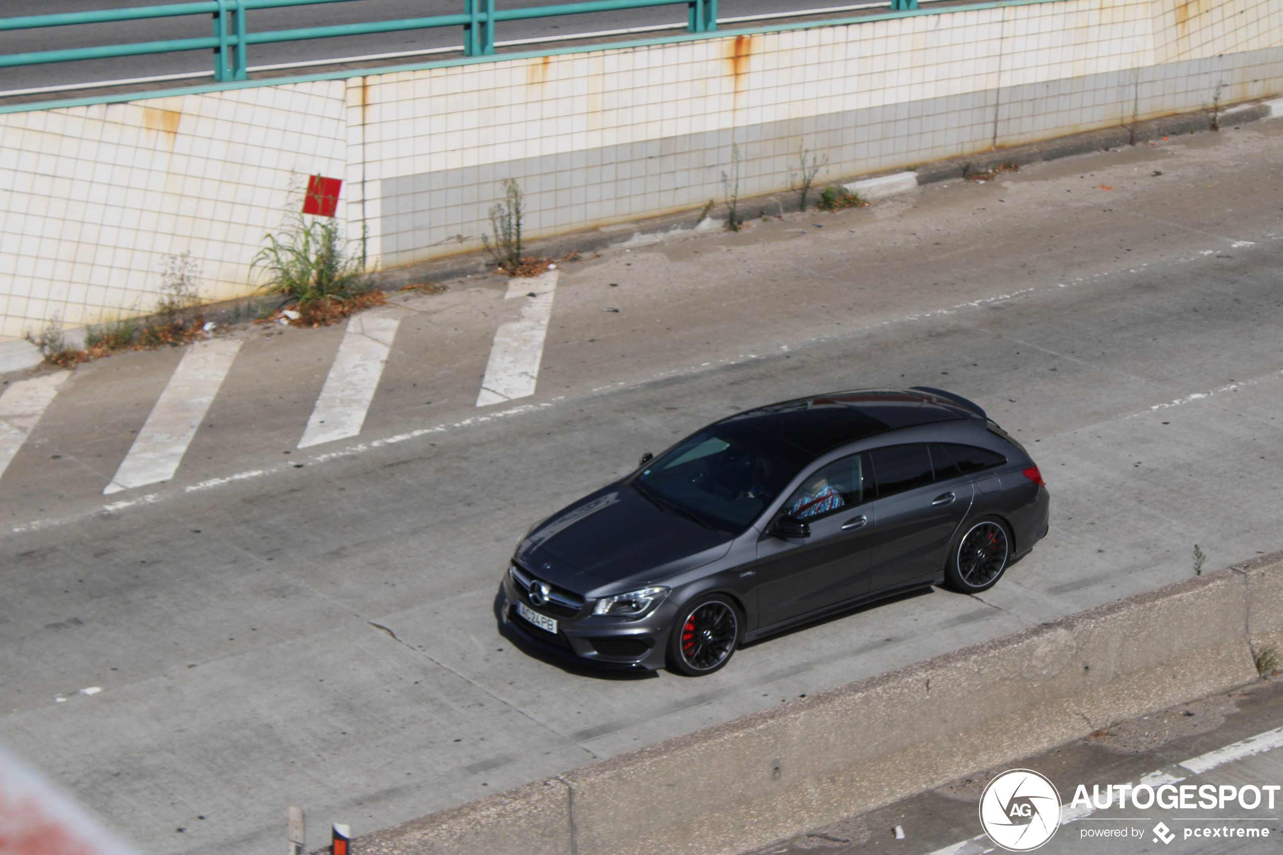 Mercedes-AMG CLA 45 Shooting Brake X117